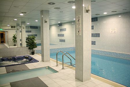 Piscina nuoto all'Hotel Zuglo a Budapest