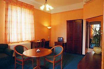 Suit elegante all'albergo di benessere Aquarius Budapest