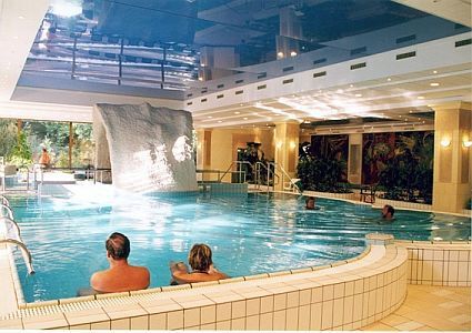 Hotel benessere sull'isola Margherita a Budapest - Health Spa Resort Margitsziget