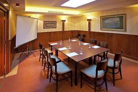 Sala riunioni a Budapest all'albergo Gold Wine & Dine